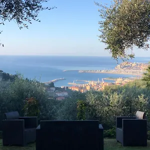Pensión Le Jardin Sur Mer Avec Bike Et Mtb Tour, Imperia